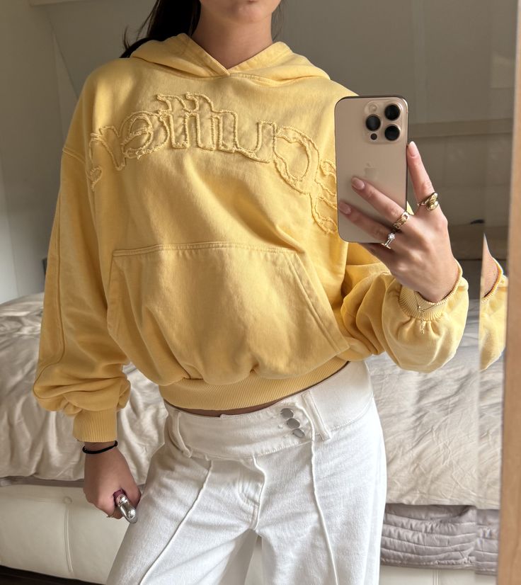 files/butteryellow_scuffers_hoodie_ootd_outfit.jpg